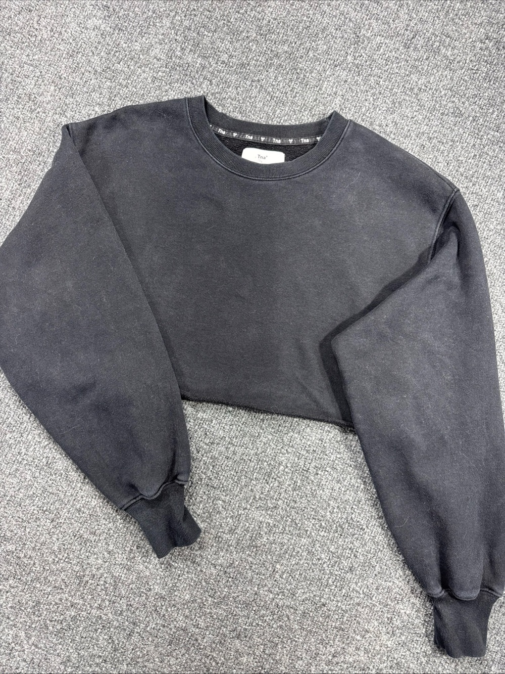 Tna Sweatshirt Black Crew Neck Fleece Cropped Raw Hem Women Size 1 Oversized